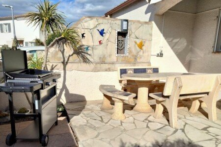 Villa tout confort, 2 chambres, avec jacuzzi