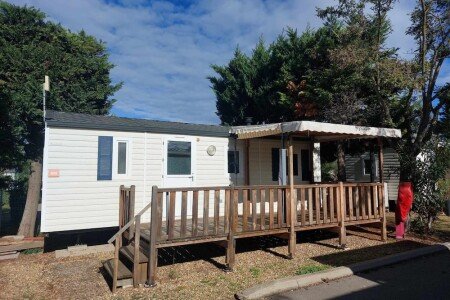 Mobil home 3 chambres, avec piscine