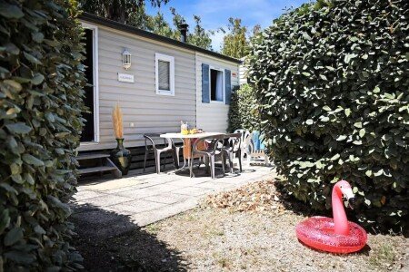 Mobil home design, 2 chambres, avec piscine