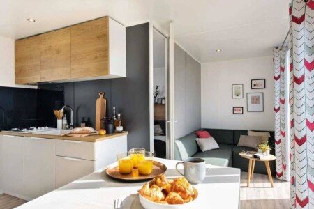 Mobil home de charme, 3 chambres, avec piscine