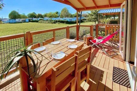 Camping / Mobil Home chic, 2 chambres, avec piscine