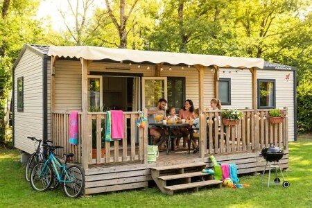 Mobil home authentique, 3 chambres, avec piscine