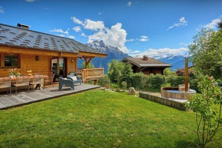 Chalet authentique, 4 chambres, avec jacuzzi
