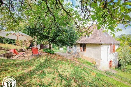 Maison traditionnelle, 2 chambres, avec jardin