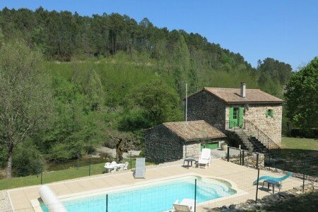 Maison cozy, 2 chambres, avec piscine
