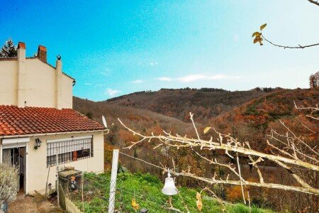 Maison traditionnelle, 2 chambres, avec piscine