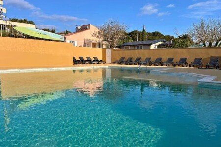 Mobil home de charme, 3 chambres, avec piscine