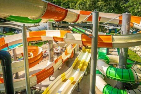 Mobil home tout confort, 3 chambres, avec piscine