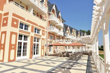 Studio design, 1 chambre, avec piscine