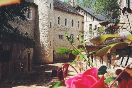 Château authentique, 3 chambres, avec wifi