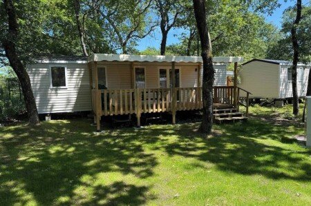 Mobil home 3 chambres, avec piscine