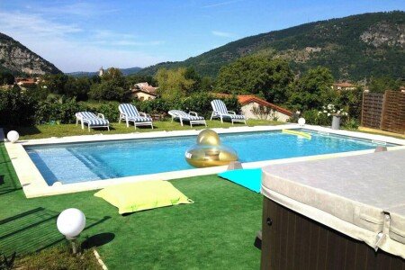 Gîte 4 chambres, avec jacuzzi