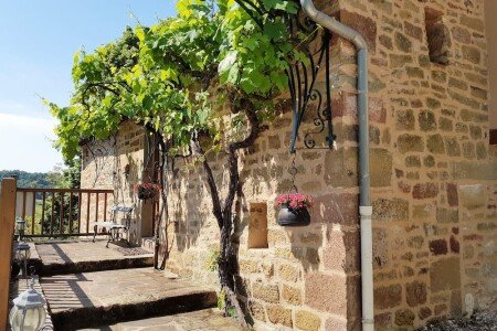 Maison en pierre 4 chambres, avec jacuzzi