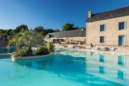 Camping / Mobil Home design, 4 chambres, avec piscine