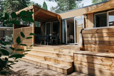 Camping / Mobil Home tout confort, 2 chambres, avec piscine