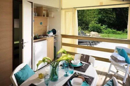 Mobil home 2 chambres, avec piscine