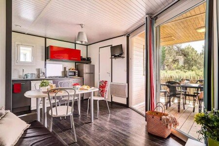 Camping / Mobil Home bien-être, 2 chambres