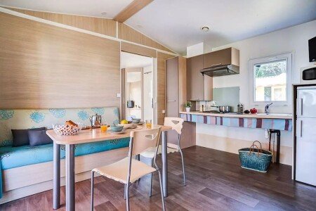 Camping / Mobil Home bien-être, 2 chambres, avec climatisation