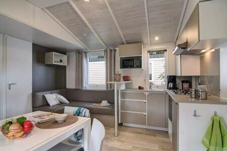 Camping / Mobil Home 3 chambres, avec piscine