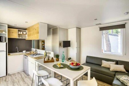 Camping / Mobil Home 3 chambres, avec climatisation