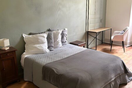 Appartement de charme, 1 chambre, avec jardin