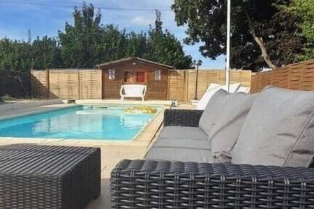 Maison design, 2 voyageurs, avec piscine