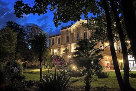 Château 14 chambres, avec salle de sport