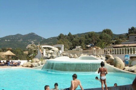 Camping / Mobil Home design, 3 chambres, avec piscine