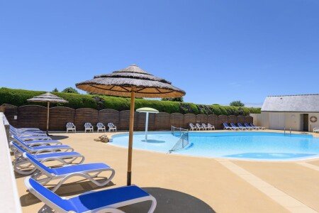 Mobil home tout confort, 2 chambres, avec piscine