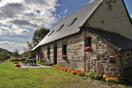 Gîte authentique, 4 chambres, avec jardin