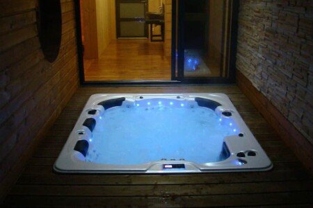 Maison traditionnelle, 4 chambres, avec jacuzzi