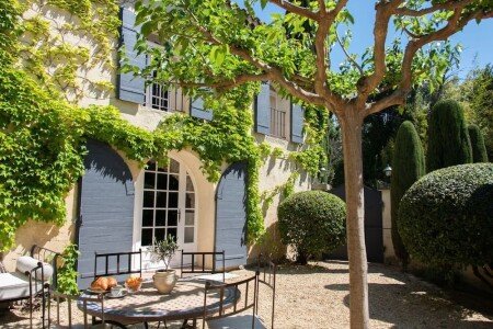 Maison traditionnelle, 7 chambres, avec piscine