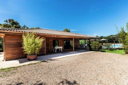 Villa tout confort, 4 chambres, avec jacuzzi