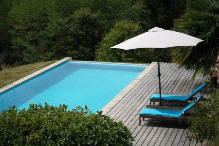 Maison de campagne traditionnelle, 2 chambres, avec piscine