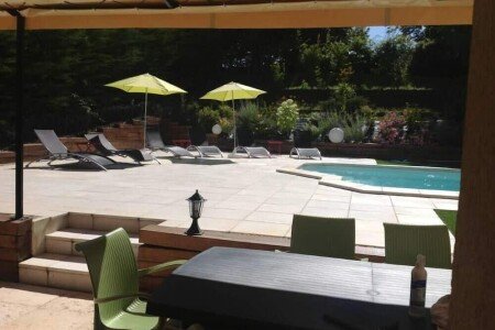 Gîte tout confort, 4 chambres, avec piscine