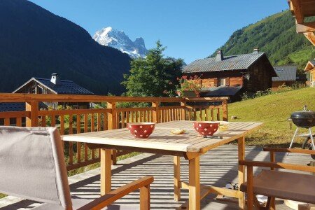 Chalet tout confort, 3 chambres, avec jardin