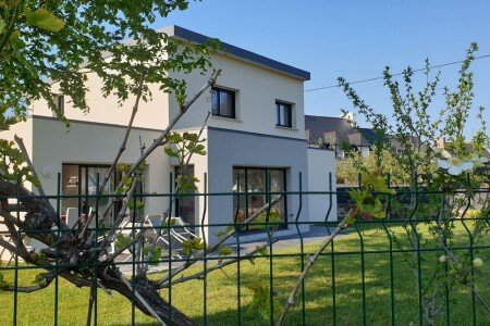 Maison tout confort, 4 chambres, avec jardin