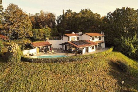 Villa 8 chambres, avec piscine