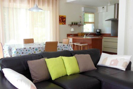 Appartement tout confort, 2 chambres, avec jardin