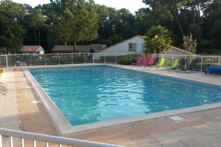 Gîte 2 chambres, avec piscine