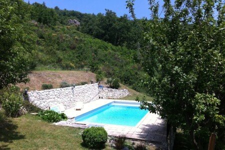 Gîte 2 chambres, avec piscine