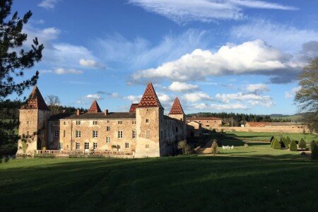 Château 3 chambres, avec piscine