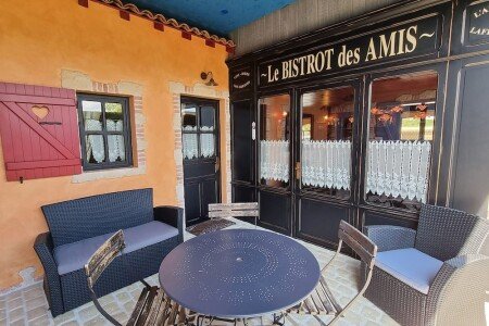 Gîte chic, 2 chambres, avec jacuzzi