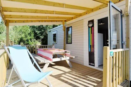 Mobil home authentique, 4 chambres, avec jacuzzi