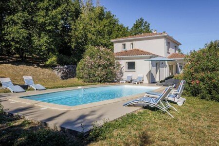 Maison 5 chambres, avec piscine