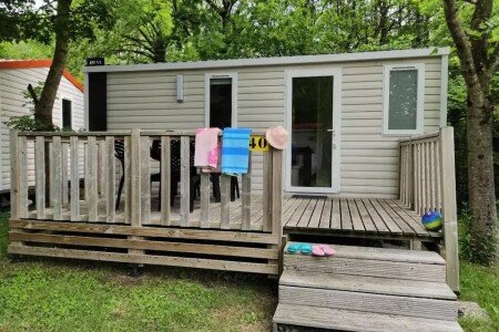 Mobil home chic, 2 chambres, avec piscine