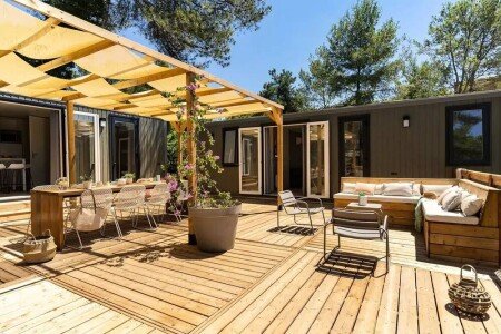 Camping / Mobil Home chic, 5 chambres, avec salle de sport