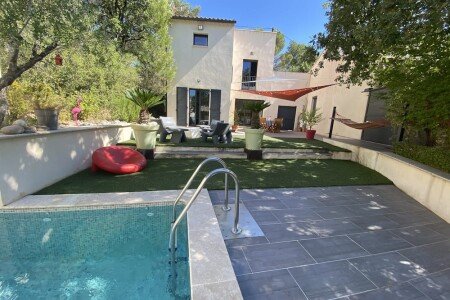 Villa tout confort, 3 chambres, avec jacuzzi