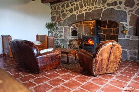 Maison en pierre cozy, 3 chambres, avec jardin