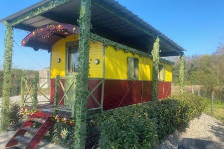 Camping / Mobil Home 1 chambre, avec jardin